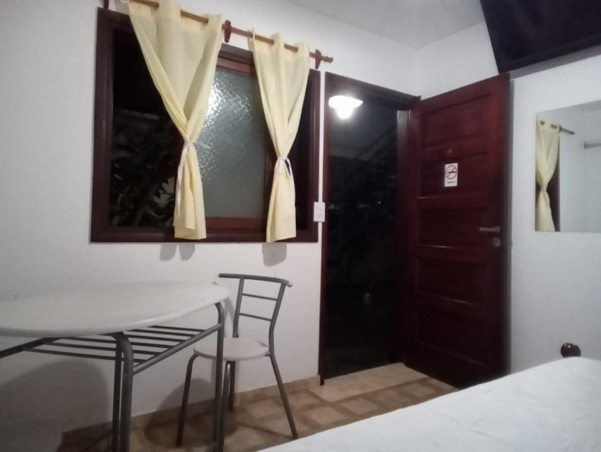 Residencial Santiago Habitaciones Hotel Bed & Break Fast Posadas Exterior photo